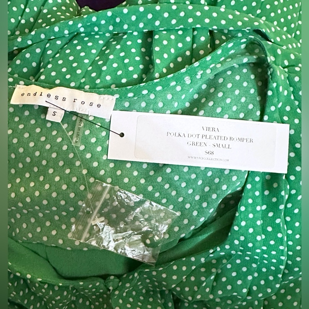 VICI Endless Rose Viera Polka Dot Pleated Romper Long Sleeves Green Size S NWT - Picture 2 of 11